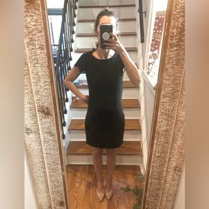 Black short dress with lace detail sleeve and open back detail, Small